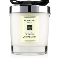 English Pear & Freesia Scented Candle