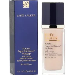 Futurist Aqua Brilliance Makeup SPF20/PA+++