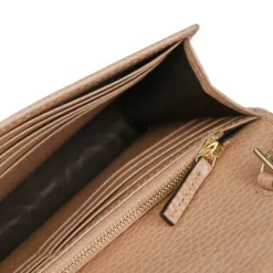 Icon GG Interlocking Wallet On Chain Light CamelCrossbody Bag 615523