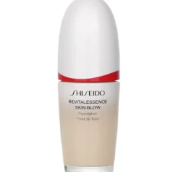 Revitalessence Skin Glow Foundation SPF 30
