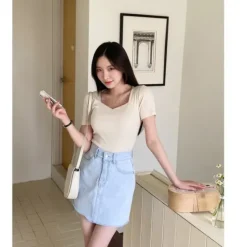 Slim Fit Sweetheart Neckline Top